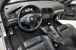 BMW M5 2001 года  (EU)